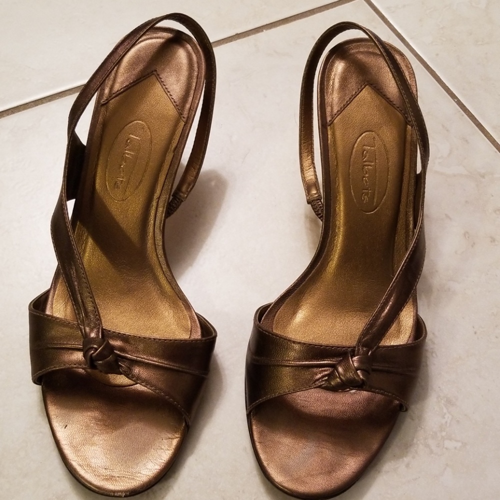 💕👠👡 Gold Slingback High Heels Talbots sz 6